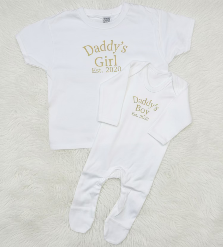 Daddy's/Mummy's Boy/Girl Sleepsuit/T-shirt