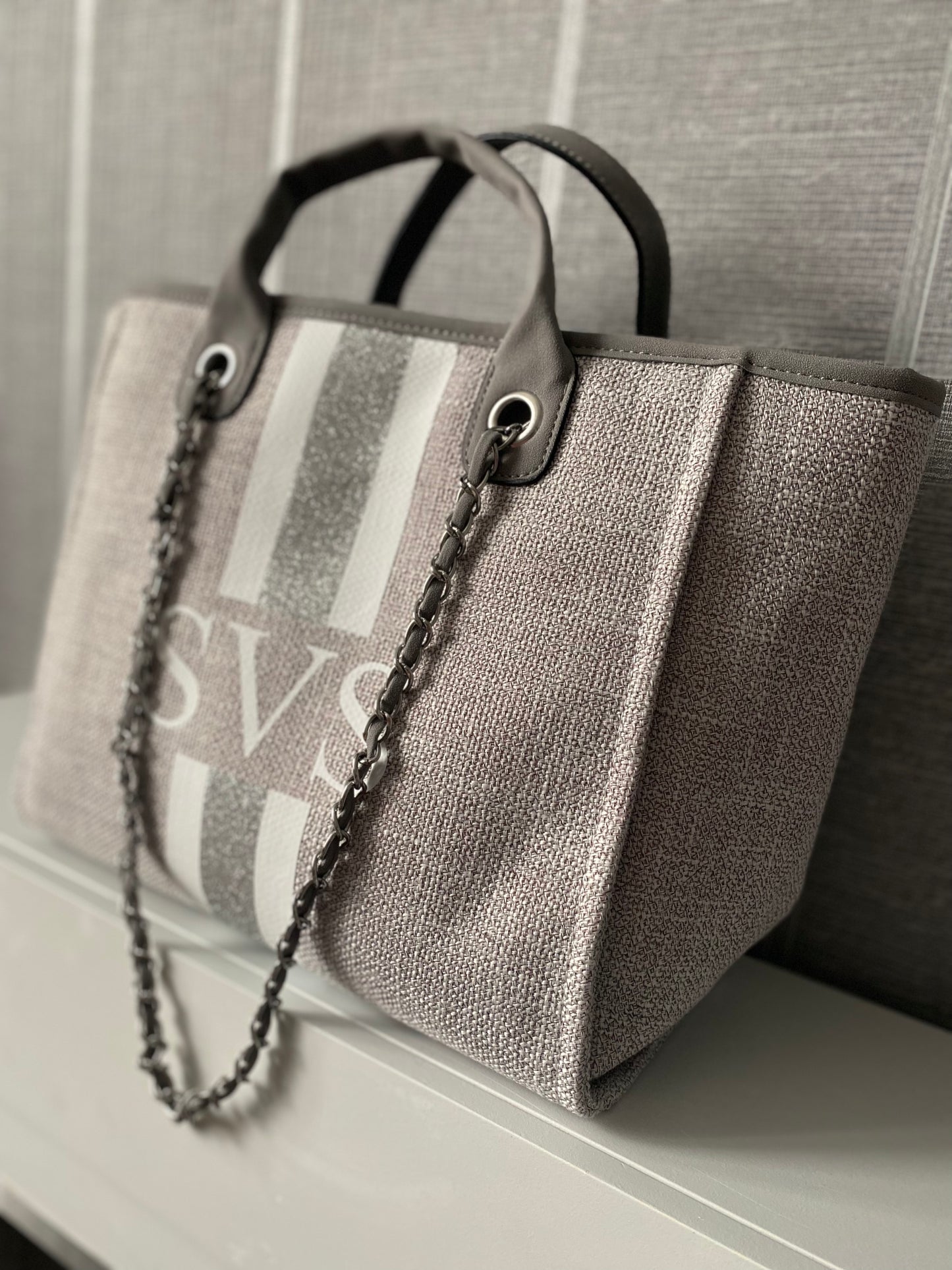 Lucy Tote Glitter Stripe Chain Bag